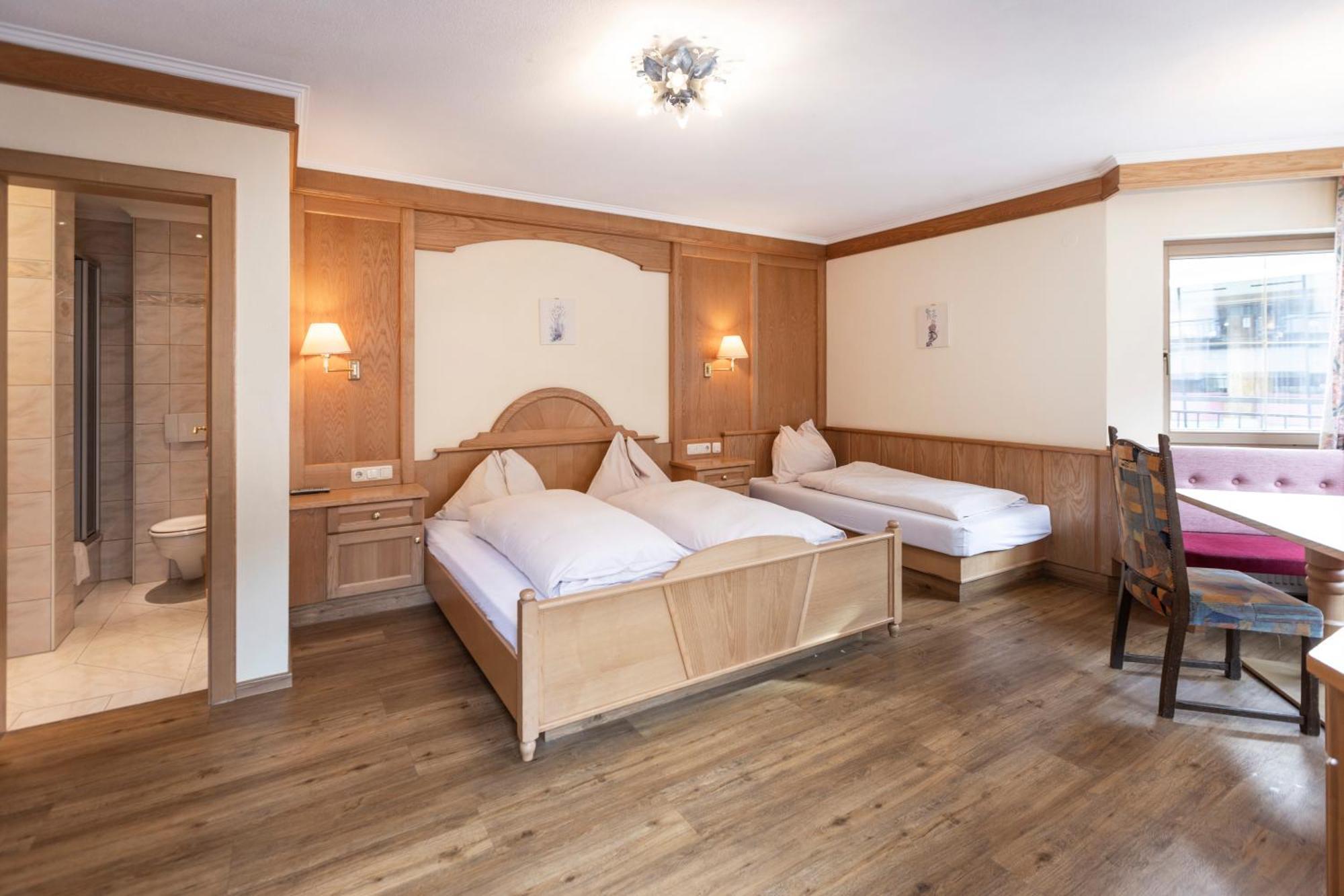Heart Hotel Nordstern Mayrhofen Ngoại thất bức ảnh